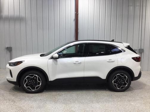 2026 Ford Escape Platinum