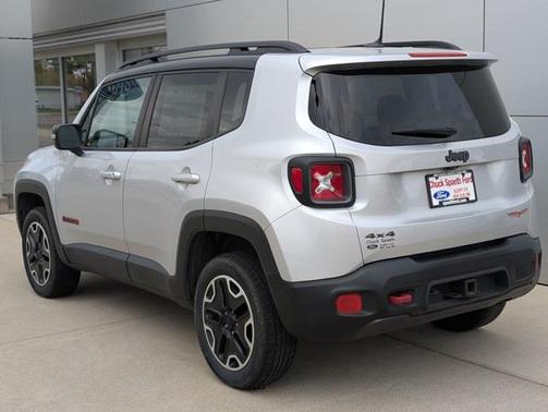 2017 Jeep Renegade Trailhawk