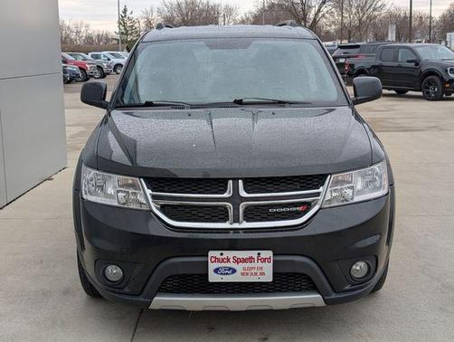 Brilliant Black Crystal Pearlcoat 2013 Dodge Journey SXT