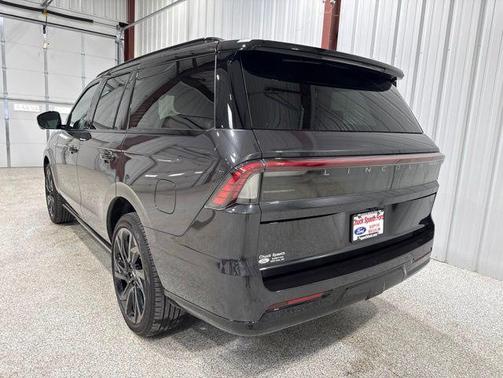 Starlight Gray Premium Colorant 2025 Lincoln Navigator Black Label