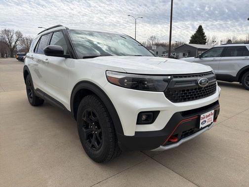 Star White Metallic Tri-Coat 2022 Ford Explorer Timberline