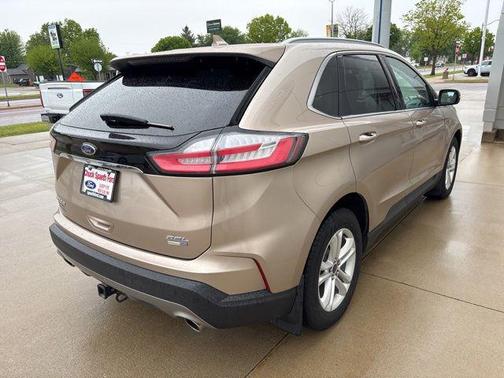 Desert Gold 2020 Ford Edge SEL