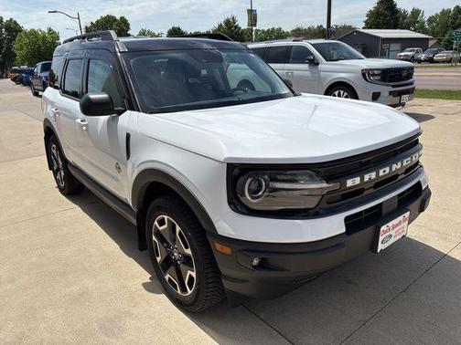 Oxford White 2021 Ford Bronco Sport Outer Banks