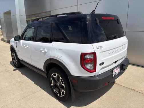 Oxford White 2021 Ford Bronco Sport Outer Banks