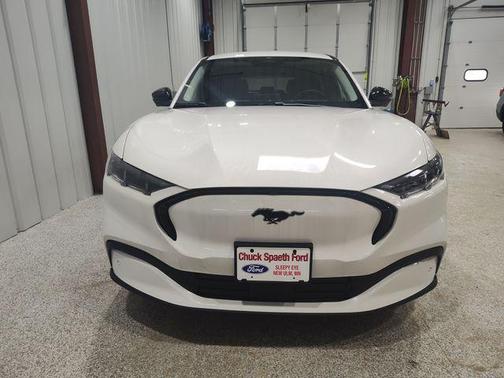 Star White Metallic Tri-Coat 2026 Ford Mustang Mach-E Premium