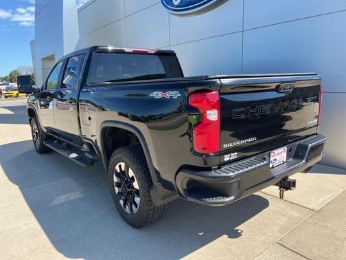 2020 Chevrolet Silverado 2500 Custom