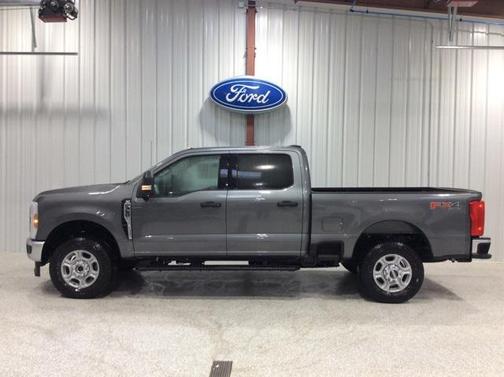 2025 Ford F-350 XLT