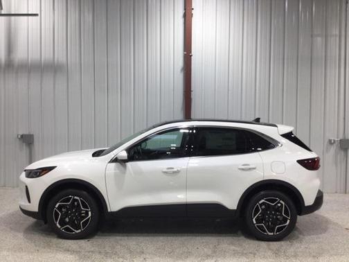 2026 Ford Escape Platinum