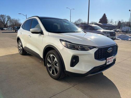 2025 Ford Escape Platinum