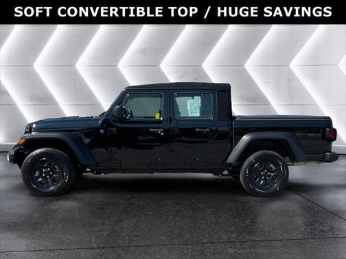 2024 Jeep Gladiator Sport