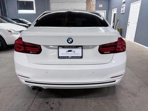 2018 BMW 330e iPerformance