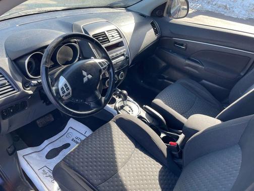 2011 Mitsubishi Outlander Sport SE