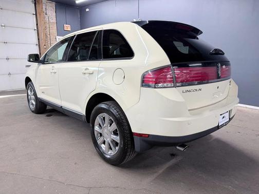 2007 Lincoln MKX Base