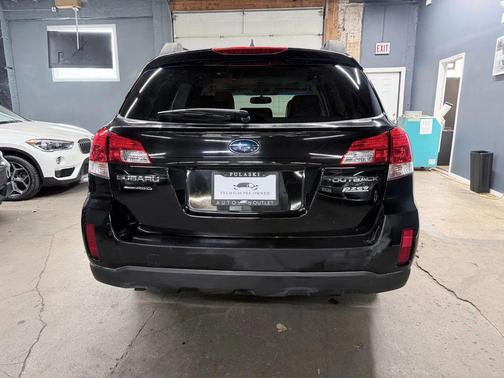 2013 Subaru Outback 2.5i Limited