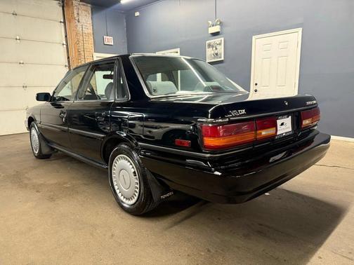 1991 Toyota Camry Base