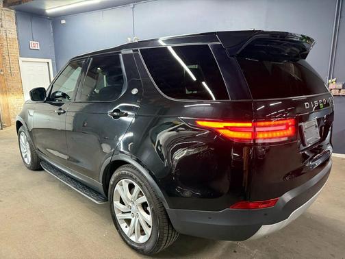 2020 Land Rover Discovery HSE