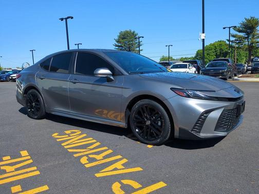 Heavy Metal 2025 Toyota Camry SE