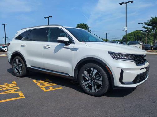 Snow White Pearl 2023 Kia Sorento Hybrid EX