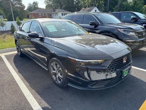 Crystal Black Pearl 2023 Honda Accord EX