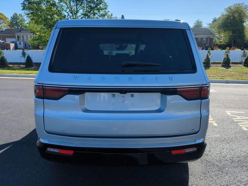 Silver Zynith 2022 Jeep Wagoneer Series I 4x4