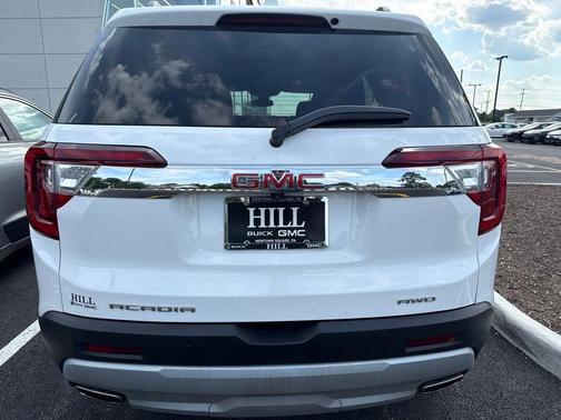 Summit White 2023 GMC Acadia AWD SLE
