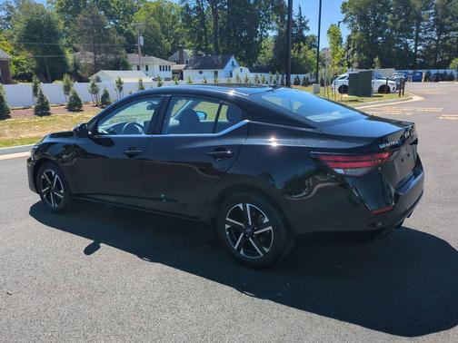 Super Black 2025 Nissan Sentra SV