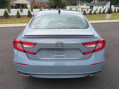 Sonic Gray Pearl 2022 Honda Accord Sport SE 1.5T