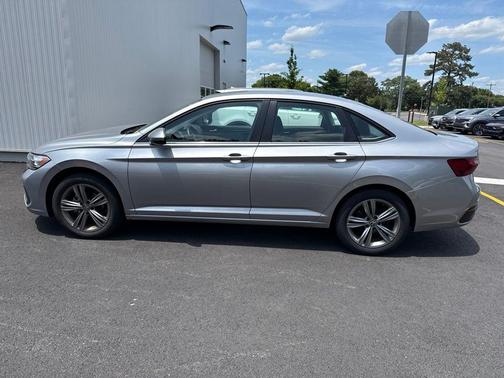 Pyrite Silver Metallic 2024 Volkswagen Jetta 1.5T SE