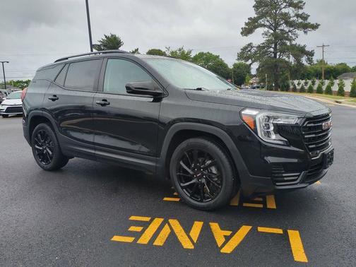 Ebony Twilight Metallic 2023 GMC Terrain SLE