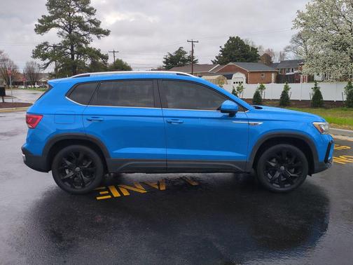 Blue 2023 Volkswagen Taos 1.5T SE