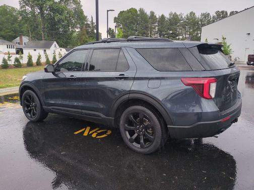 STONE BLUE METALLIC 2023 Ford Explorer ST-Line
