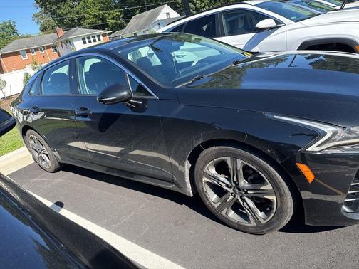 Ebony Black 2022 Kia K5 EX