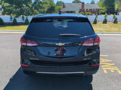 Mosaic Black Metallic 2024 Chevrolet Equinox 1LT
