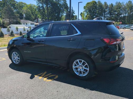 Mosaic Black Metallic 2024 Chevrolet Equinox 1LT