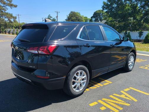 Mosaic Black Metallic 2024 Chevrolet Equinox 1LT