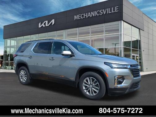 Sterling Gray Metallic 2023 Chevrolet Traverse LT Cloth