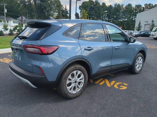 Vapor Blue Metallic 2025 Ford Escape Active
