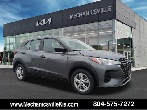 Gun Metallic 2025 Nissan Kicks S