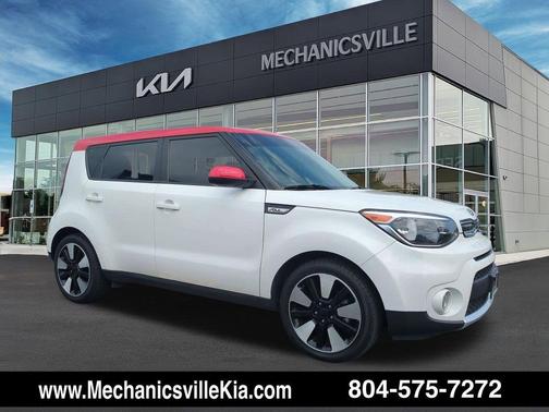 White w/Red Roof 2017 Kia Soul +