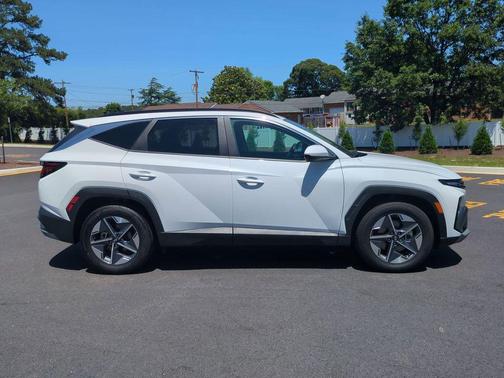 Serenity White Pearl 2025 Hyundai TUCSON SEL