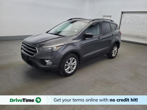 Magnetic Metallic 2019 Ford Escape SE