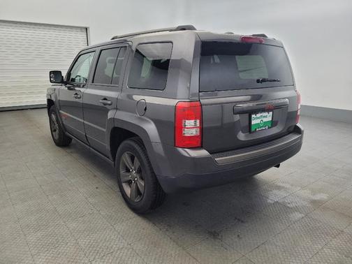 Granite Crystal Metallic Clearcoat 2017 Jeep Patriot 75th Anniversary Edition FWD