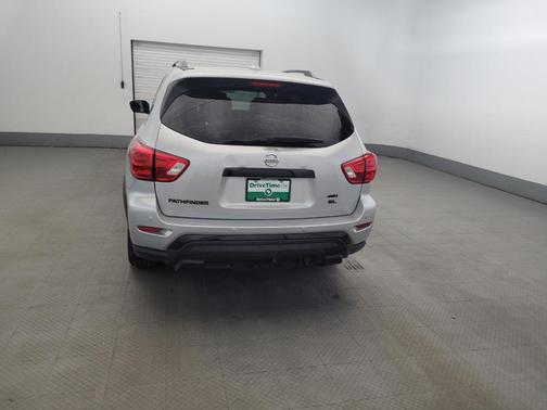 Brilliant Silver Metallic 2020 Nissan Pathfinder SL 4WD