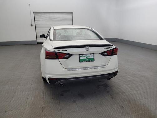 2022 Nissan Altima SR FWD