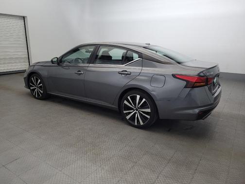 2022 Nissan Altima SR FWD