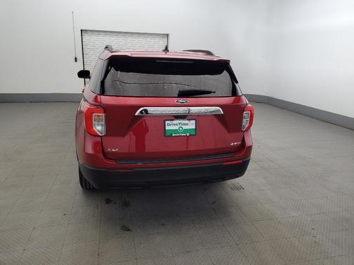 Rapid Red Metallic Tinted Clearcoat 2021 Ford Explorer XLT