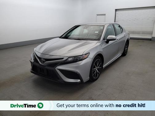 Celestial Silver Metallic 2021 Toyota Camry SE