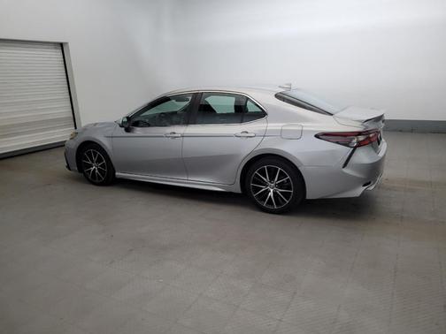 Celestial Silver Metallic 2021 Toyota Camry SE