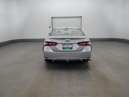 Celestial Silver Metallic 2021 Toyota Camry SE