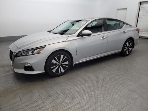 2021 Nissan Altima 2.5 SV